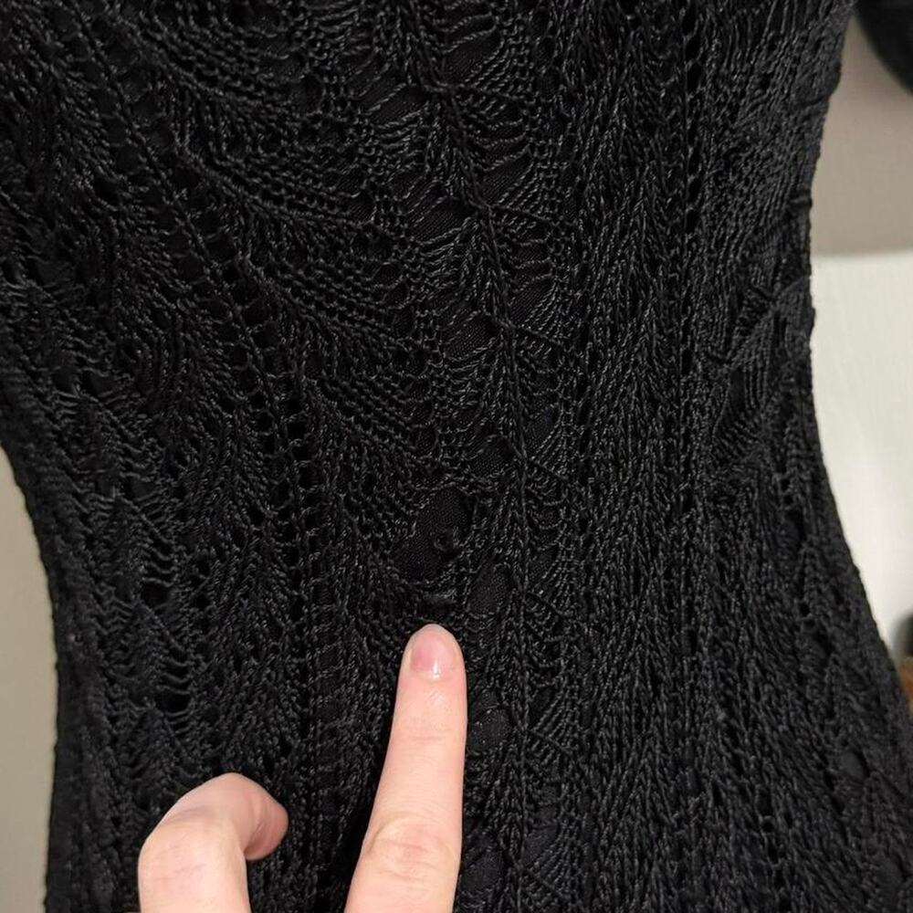 VTG Y2K Bette Sung Black Knit Crochet Overlay V Neck Form Fitting Fairy Top S - Picture 5 of 8